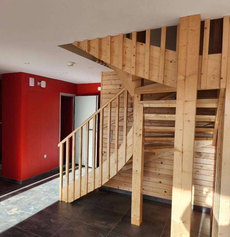 Jura Sud Chalet *